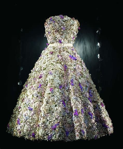 dior flower dress miss dior collection|Miss Dior dress 1949.